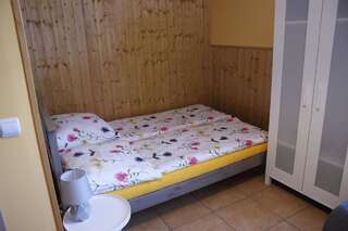 Проживание в семье pokoje gościnne u znajomej Дарлово Четырехместный номер с собственной ванной комнатой-1